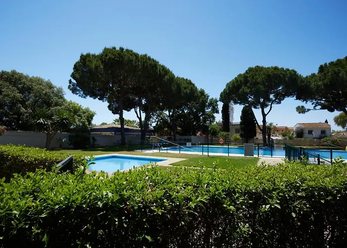 Bright & Modern 2 Bedroom Apartment 300M To The Beach - Marbella