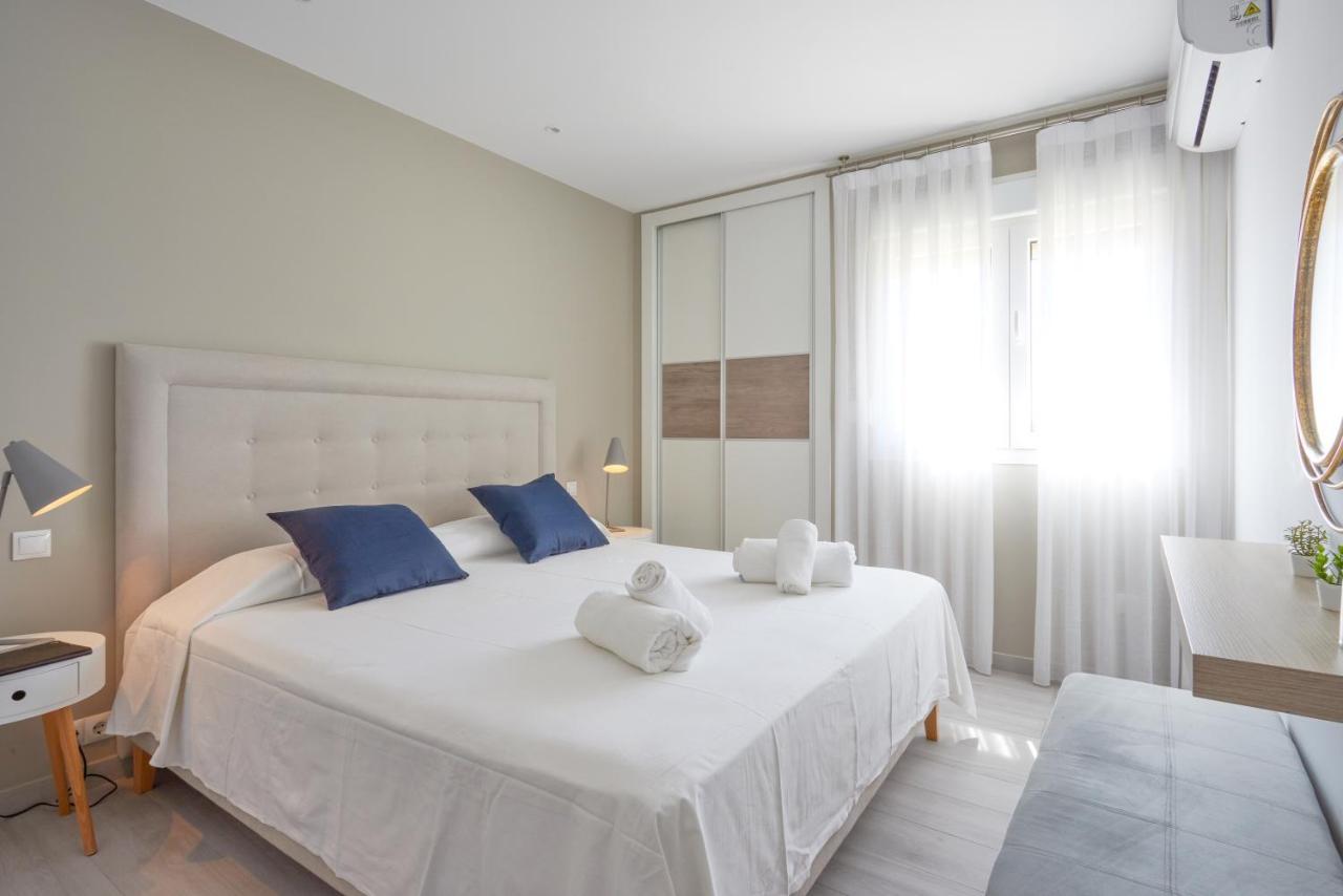 Bright & Modern 2 Bedroom 300m To The - Appartement *